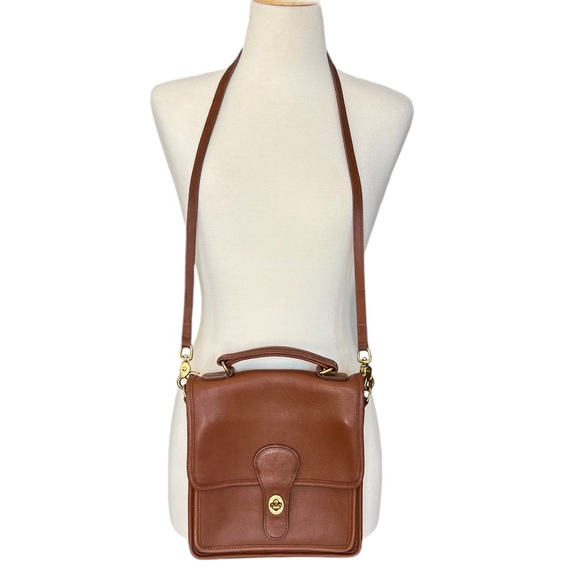 Coach Handbags - Coach Vintage Leather Crossbody Bag 5130 Tan 90s Y2K